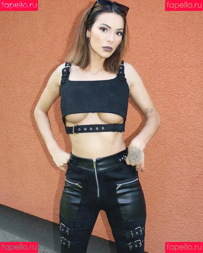 Chameen von Klepacki Onlyfans Photo Gallery 