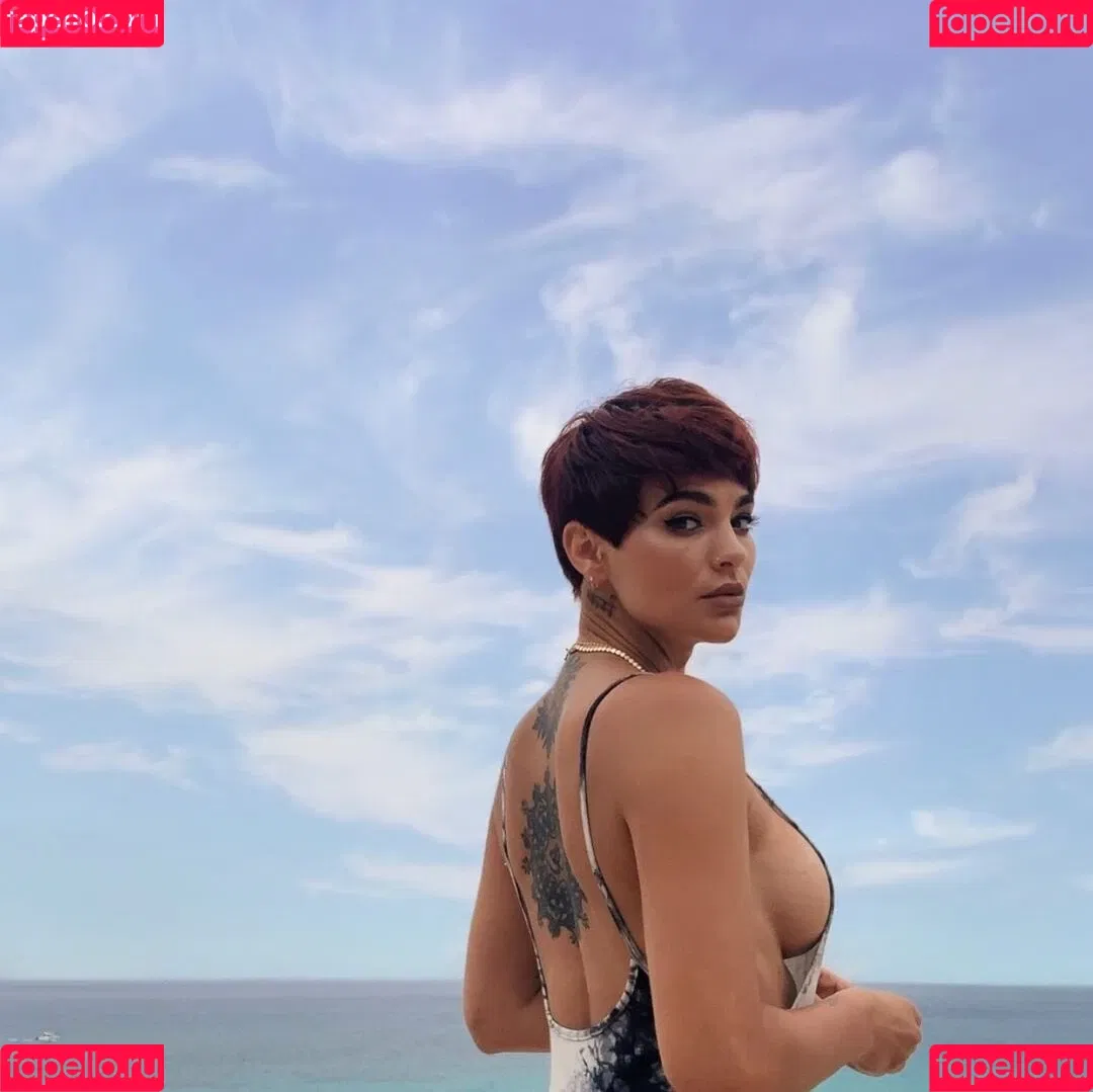 Chameen von Klepacki Onlyfans Photo Gallery 