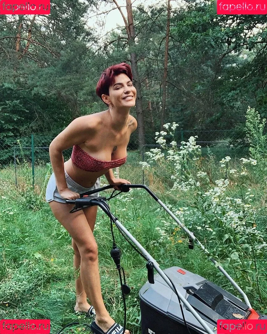 Chameen von Klepacki Onlyfans Photo Gallery 