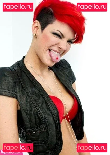 Chameen von Klepacki Onlyfans Photo Gallery 