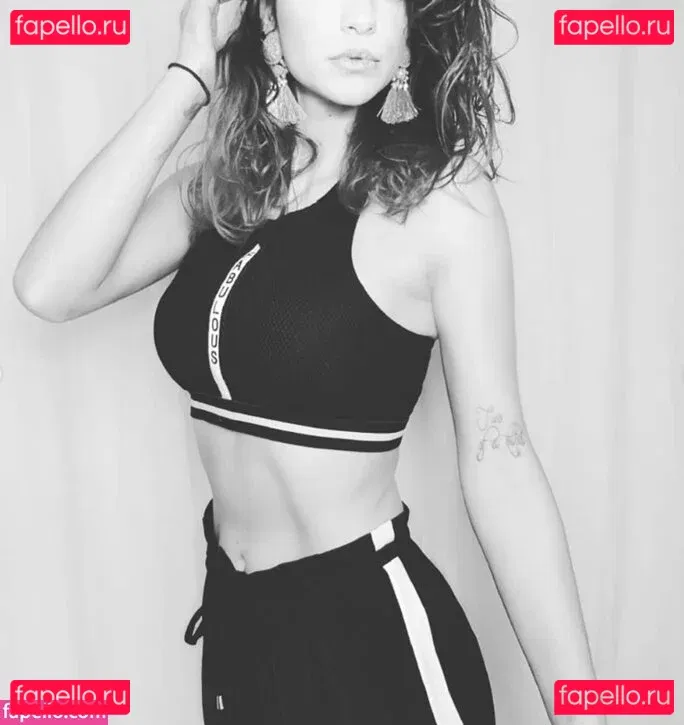 Chameen von Klepacki Onlyfans Photo Gallery 