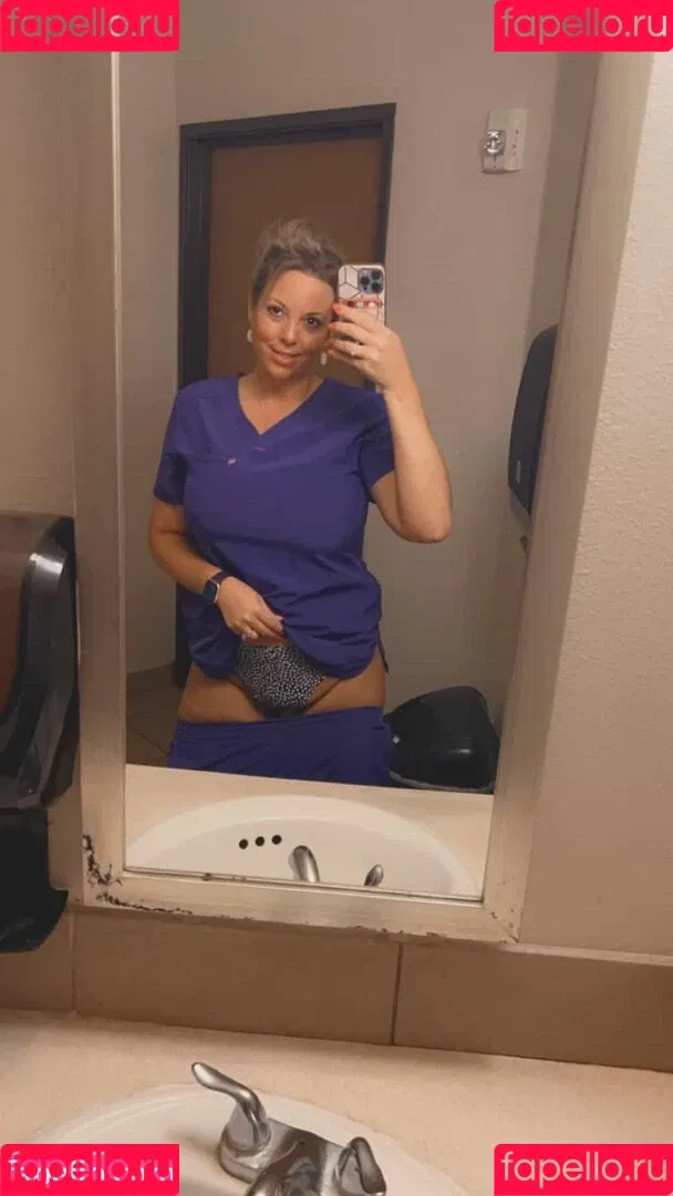 NaughtyNurseTx Onlyfans Photo Gallery 