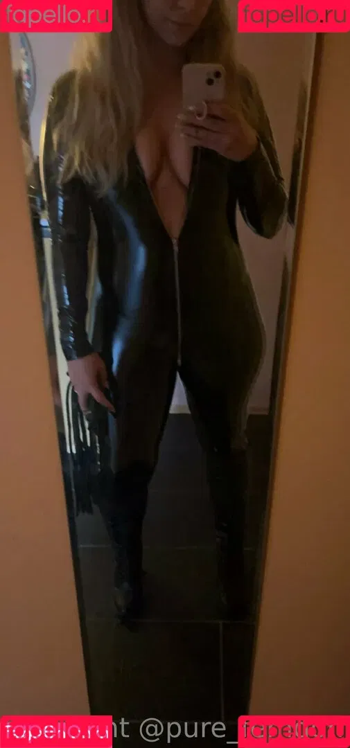 pure_femdom Onlyfans Photo Gallery 
