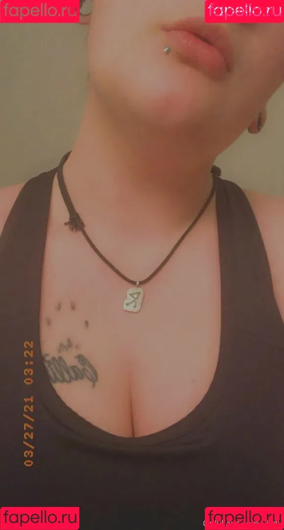 viezu Onlyfans Photo Gallery 