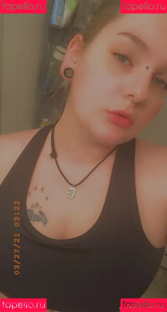 viezu Onlyfans Photo Gallery 
