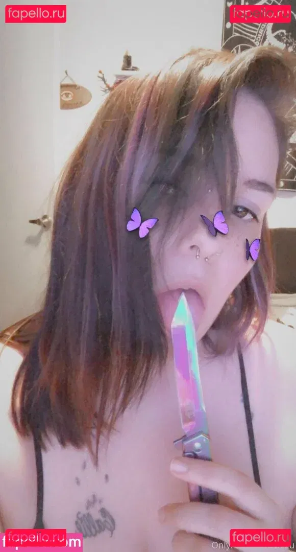 viezu Onlyfans Photo Gallery 