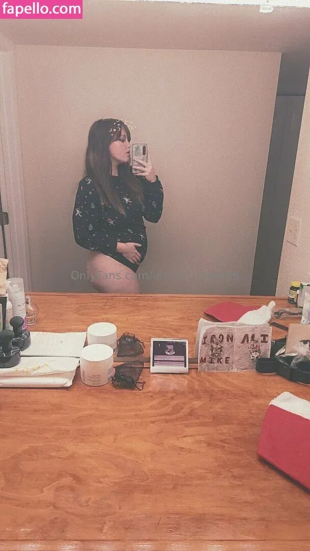 unholy_thing98 Onlyfans Photo Gallery 