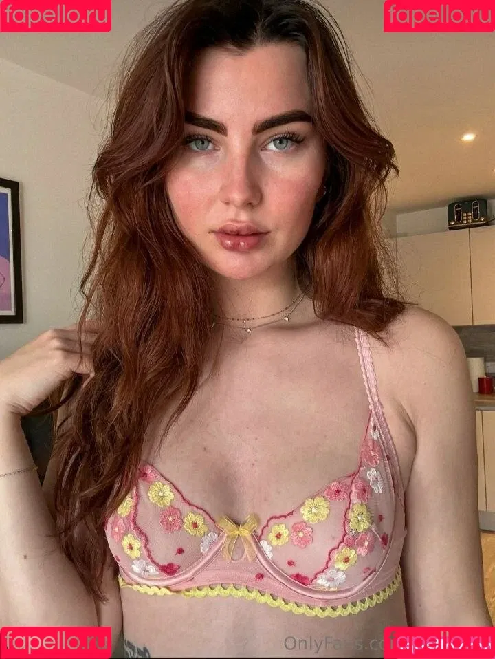 SacredXO Onlyfans Photo Gallery 