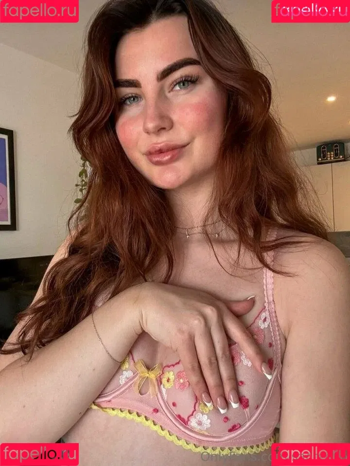 SacredXO Onlyfans Photo Gallery 