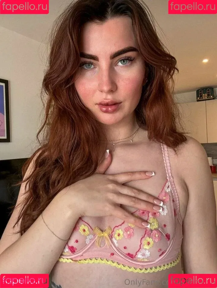 SacredXO Onlyfans Photo Gallery 
