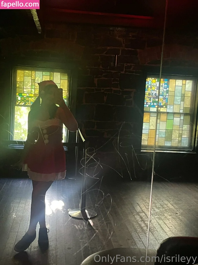 isrileyy Onlyfans Photo Gallery 