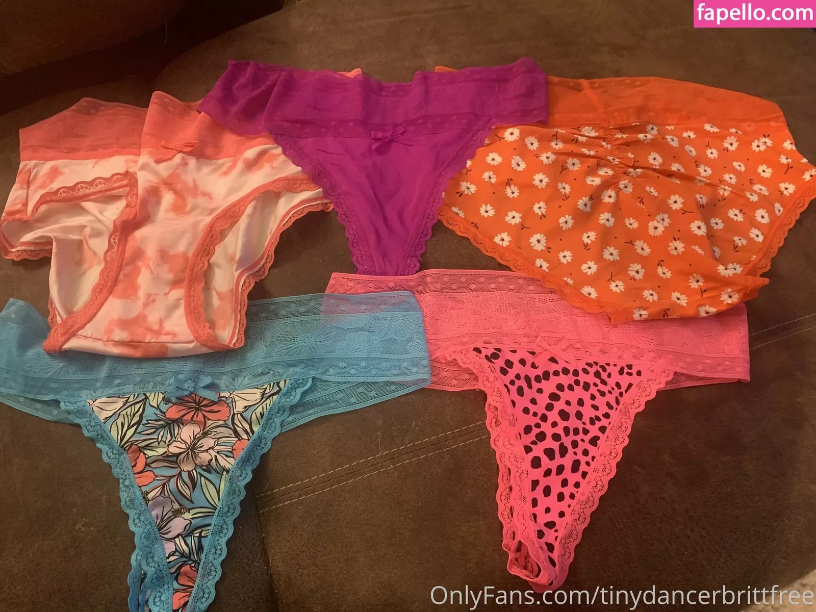 tinydancerbrittfree Onlyfans Photo Gallery 