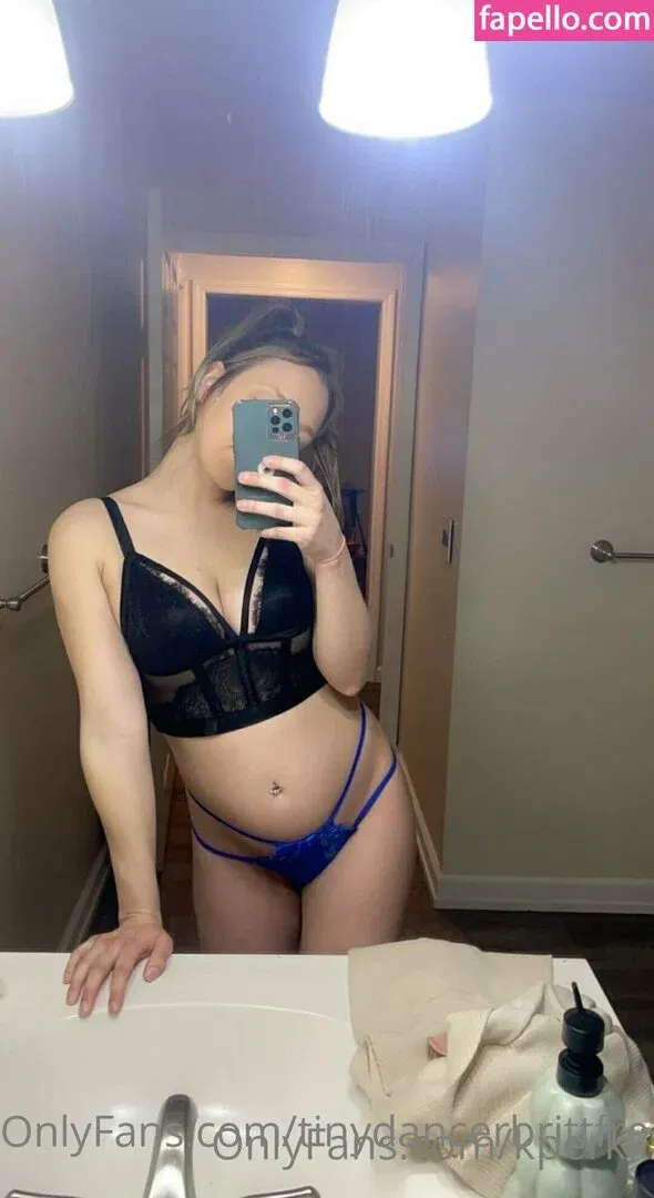 tinydancerbrittfree Onlyfans Photo Gallery 