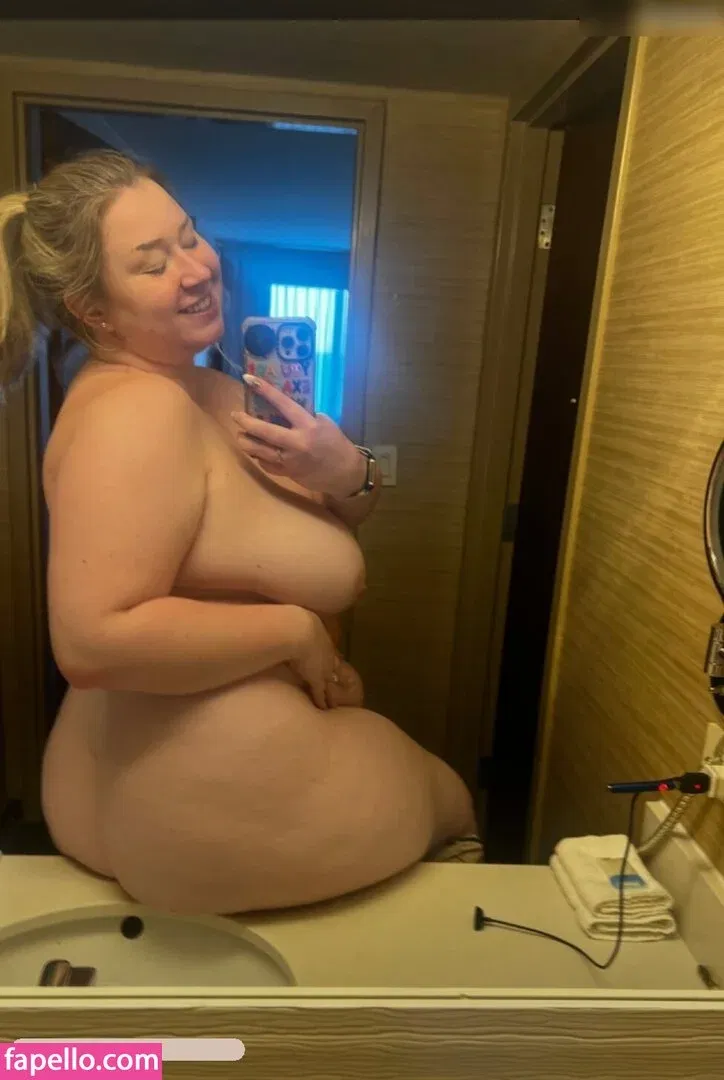 Reilly Laura / Reistrasza Onlyfans Photo Gallery 