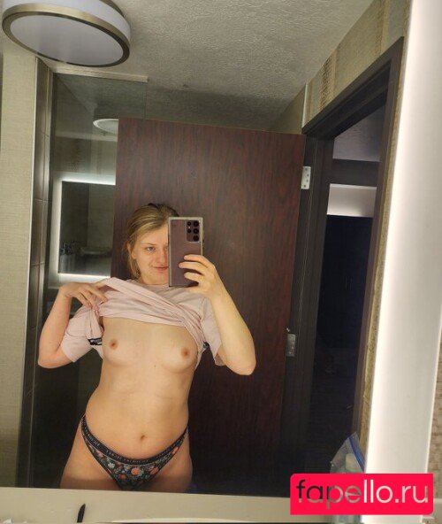 Reilly Laura Nude Onlyfans Photo 16