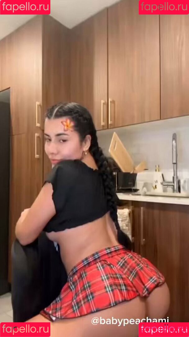 Babypeachami Onlyfans Photo Gallery 