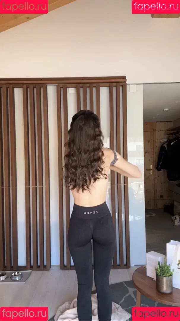 Laura Marie Soons Onlyfans Photo Gallery 