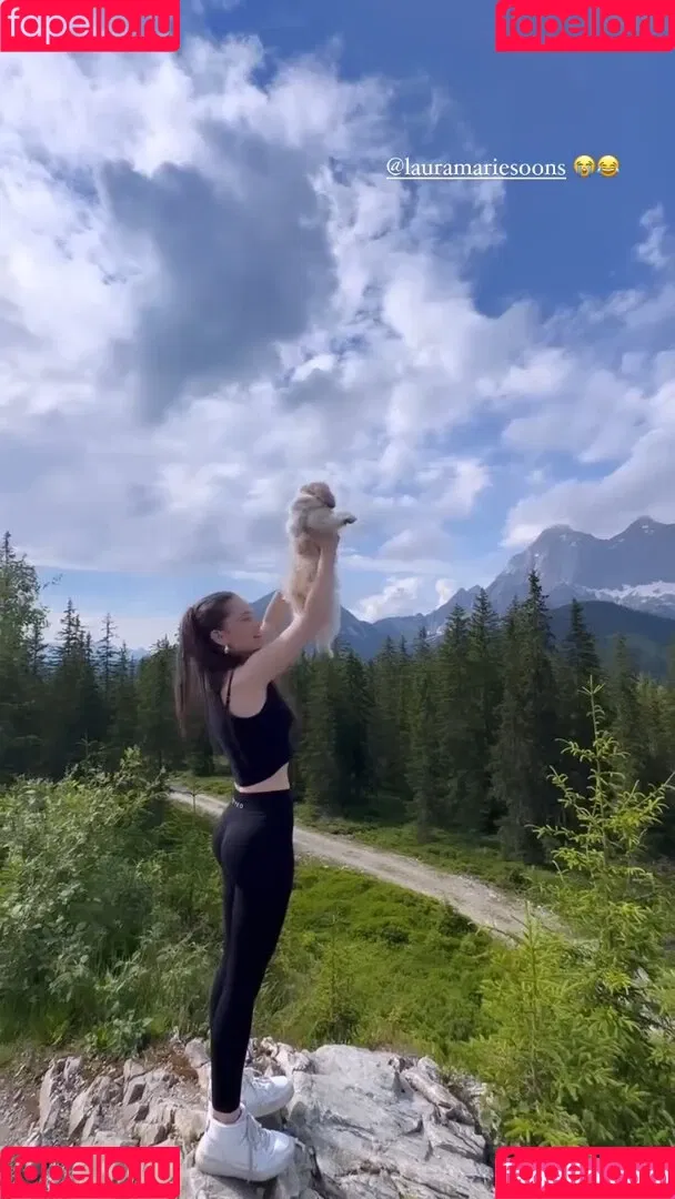 Laura Marie Soons Onlyfans Photo Gallery 