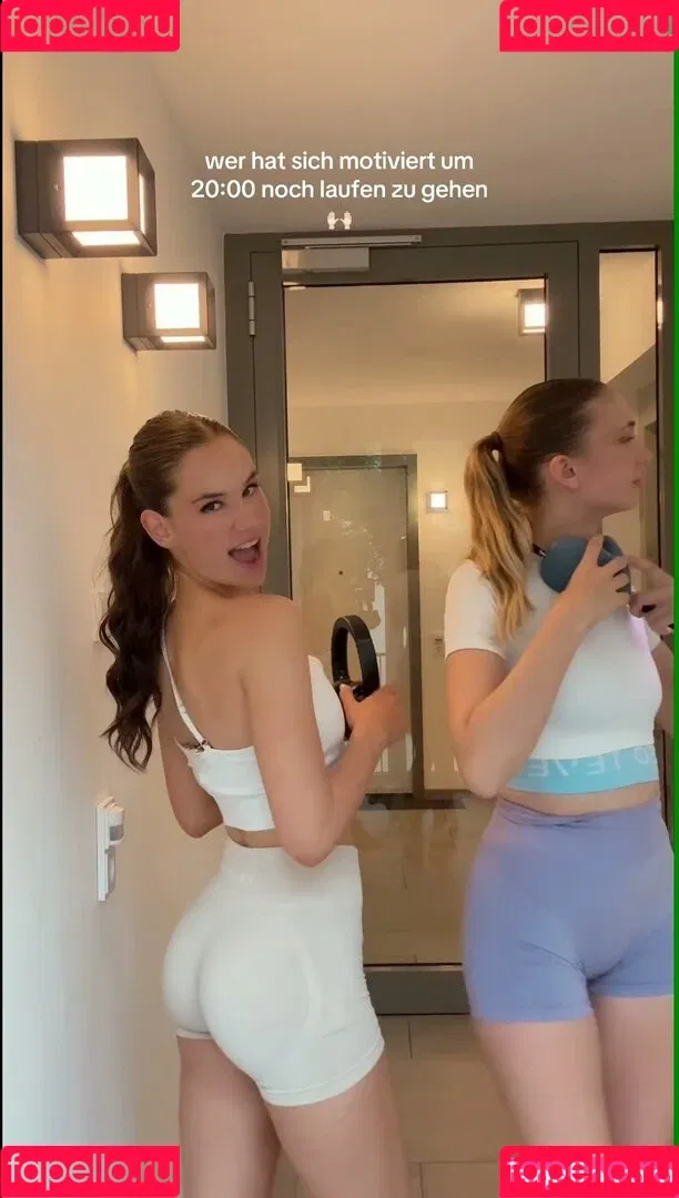 Laura Marie Soons Onlyfans Photo Gallery 