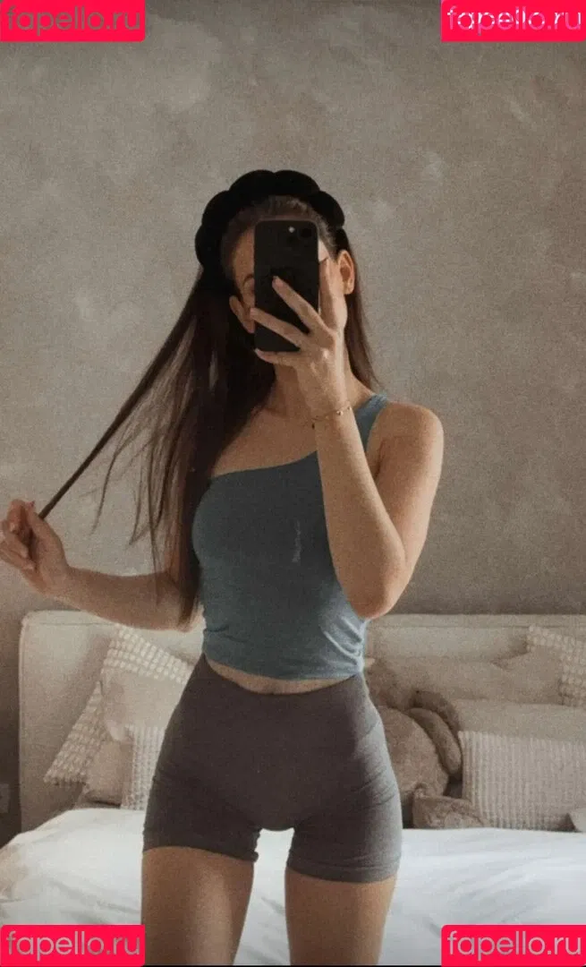 Laura Marie Soons Onlyfans Photo Gallery 