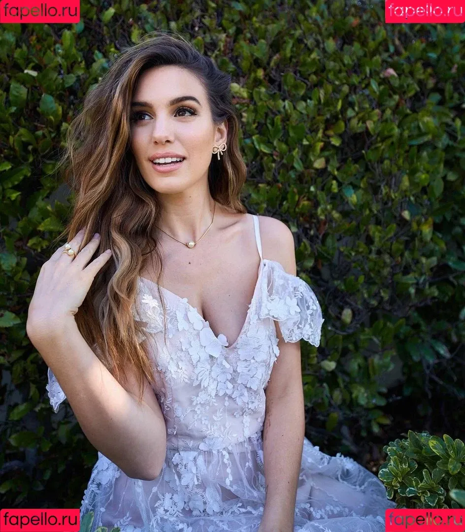 Christy Carlson Romano Onlyfans Photo Gallery 