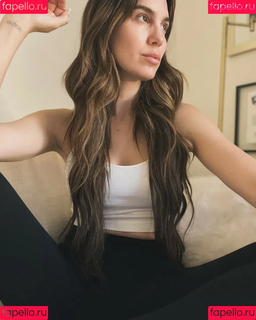Christy Carlson Romano Onlyfans Photo Gallery 