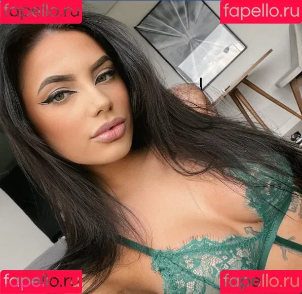 Isa Rockenbach Onlyfans Photo Gallery 