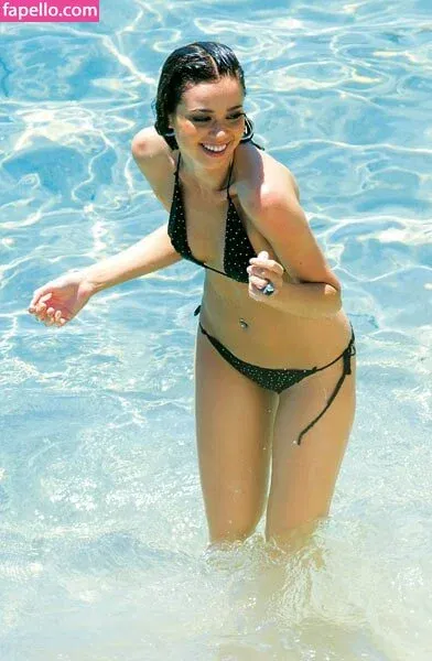 Dafne Fernández Onlyfans Photo Gallery 