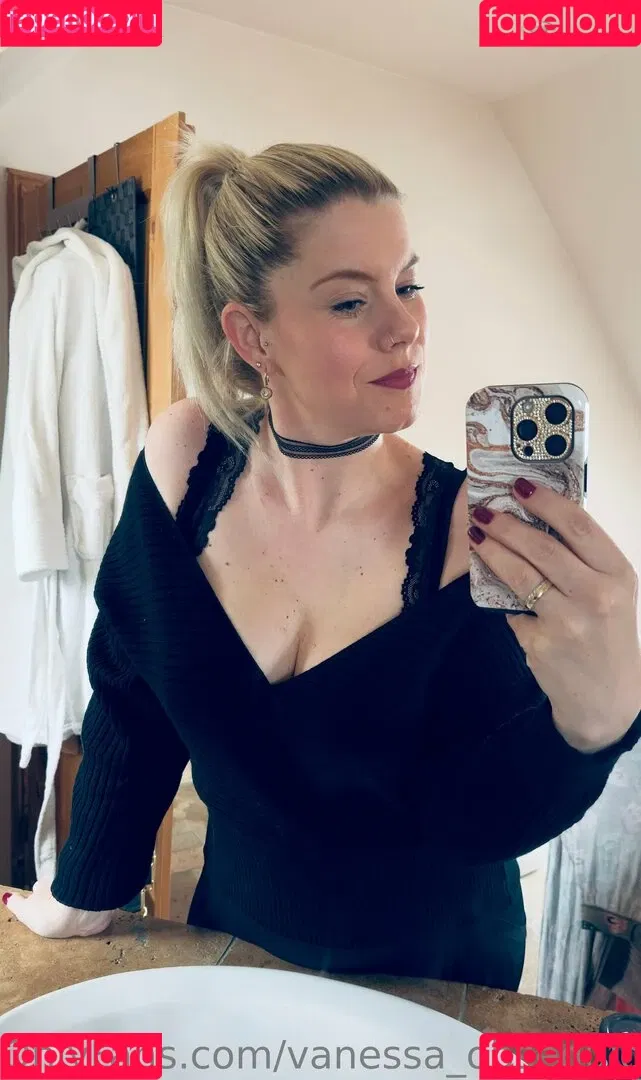 vanessa_obsequious Onlyfans Photo Gallery 