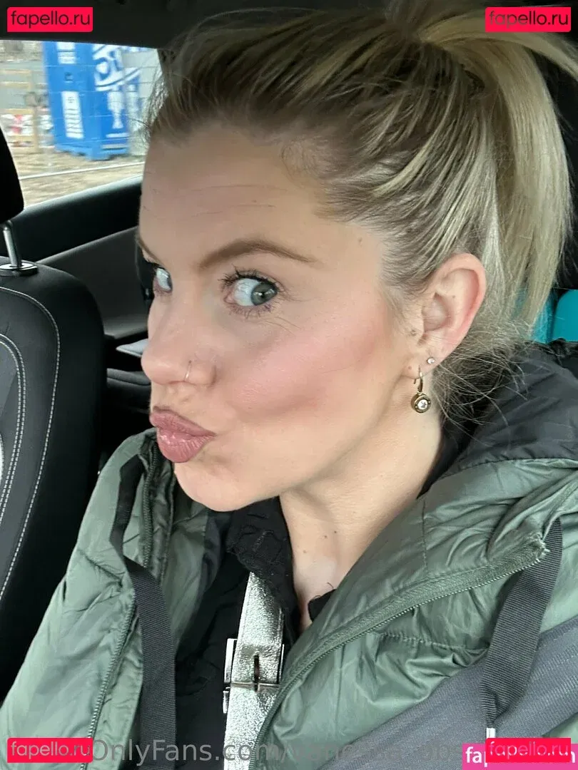 vanessa_obsequious Onlyfans Photo Gallery 