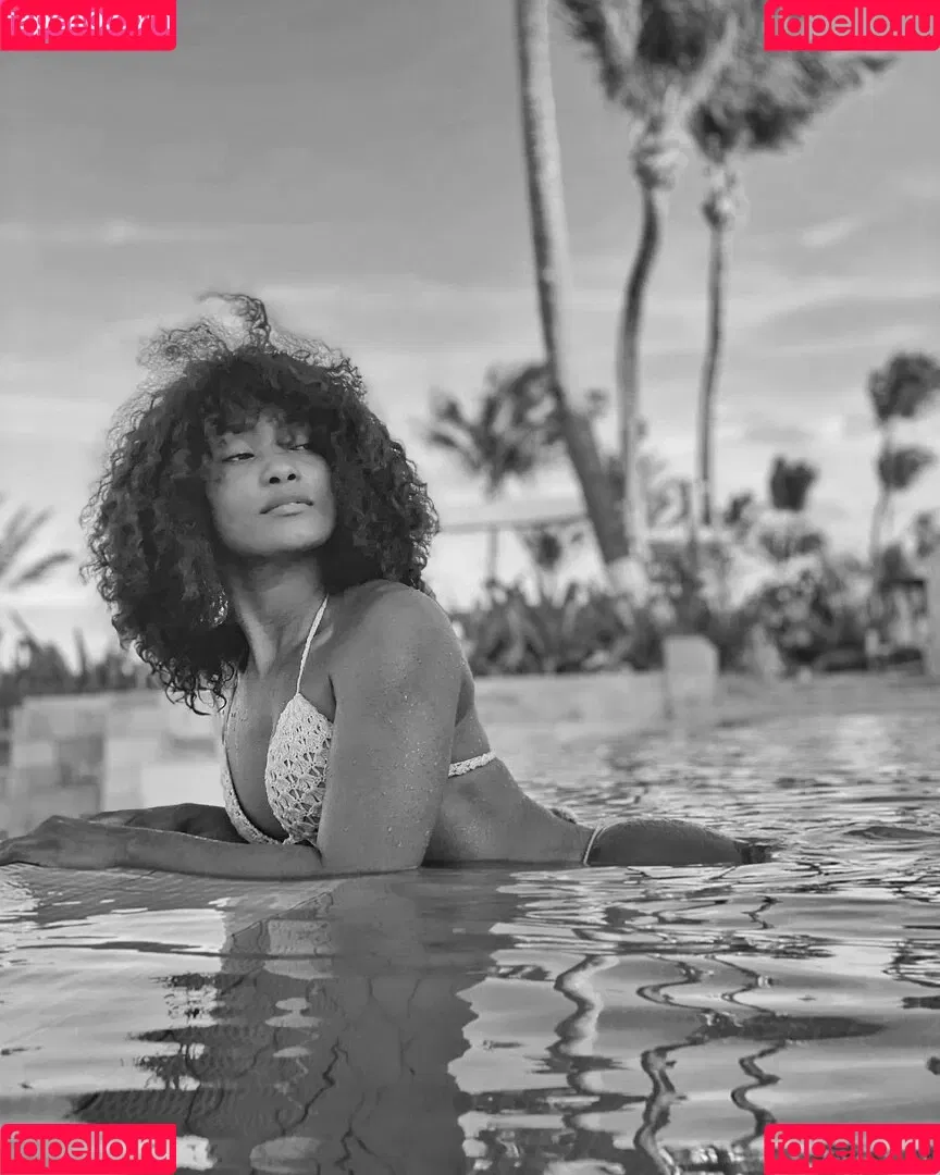 Erika Januza Onlyfans Photo Gallery 