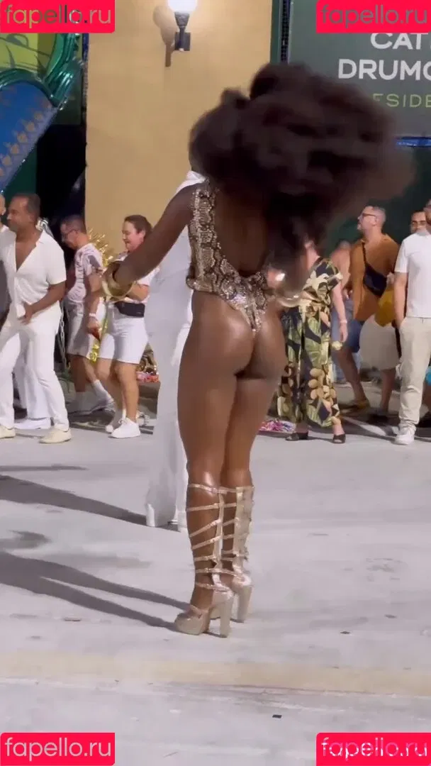 Erika Januza Onlyfans Photo Gallery 