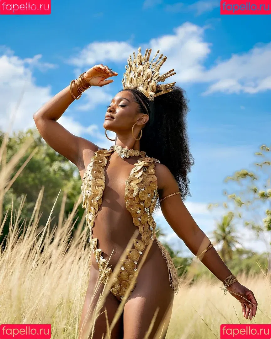 Erika Januza Onlyfans Photo Gallery 