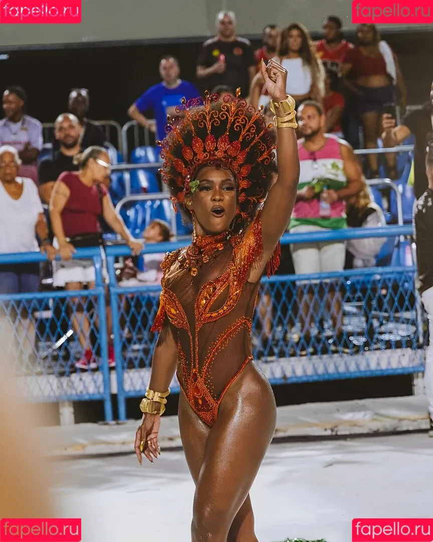 Erika Januza Onlyfans Photo Gallery 
