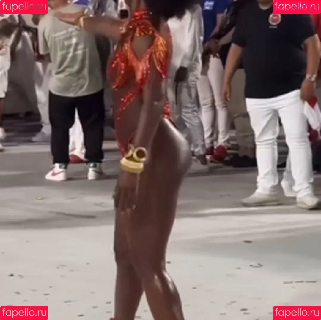 Erika Januza Onlyfans Photo Gallery 