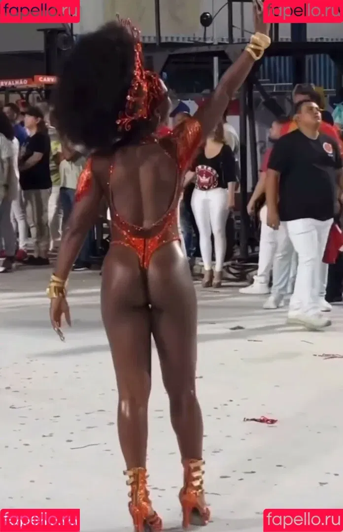 Erika Januza Onlyfans Photo Gallery 