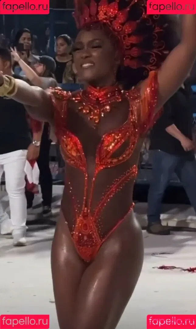 Erika Januza Onlyfans Photo Gallery 