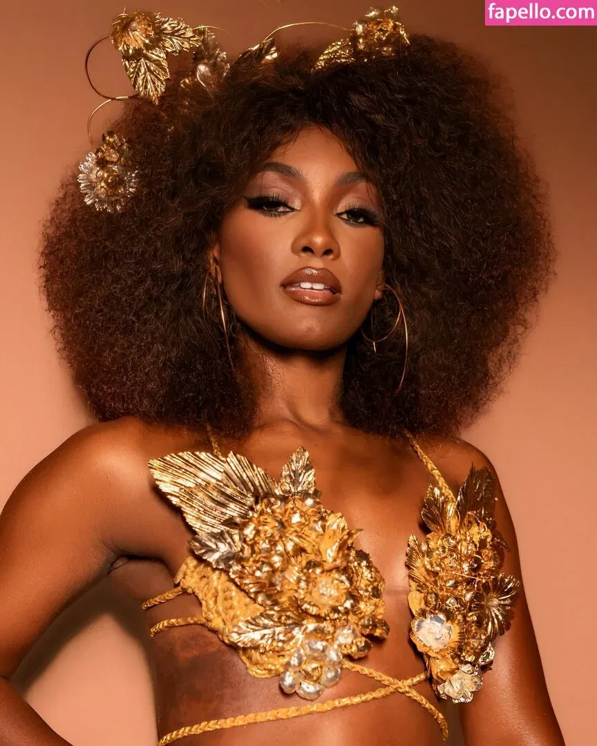 Erika Januza Onlyfans Photo Gallery 