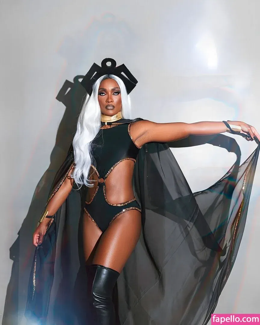 Erika Januza Onlyfans Photo Gallery 