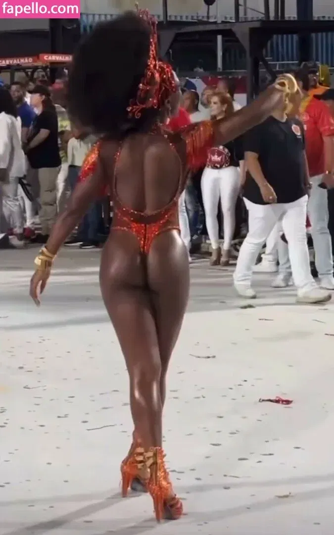 Erika Januza Onlyfans Photo Gallery 