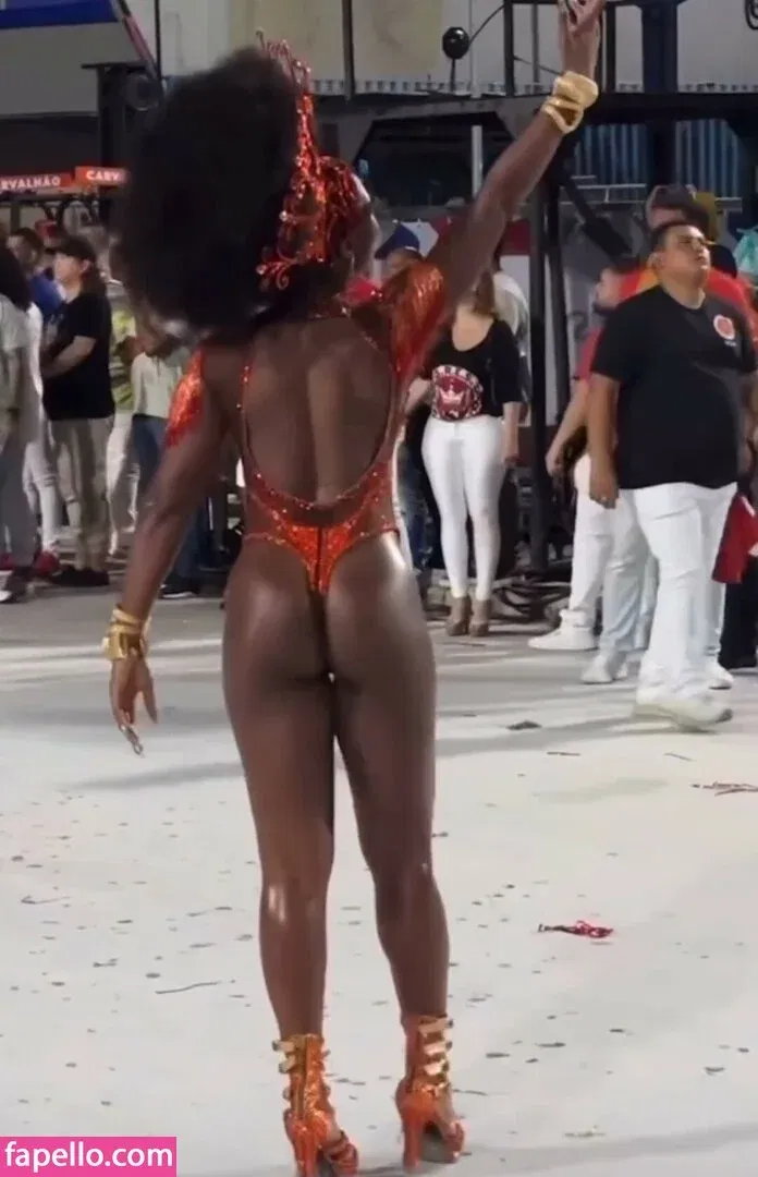 Erika Januza Onlyfans Photo Gallery 