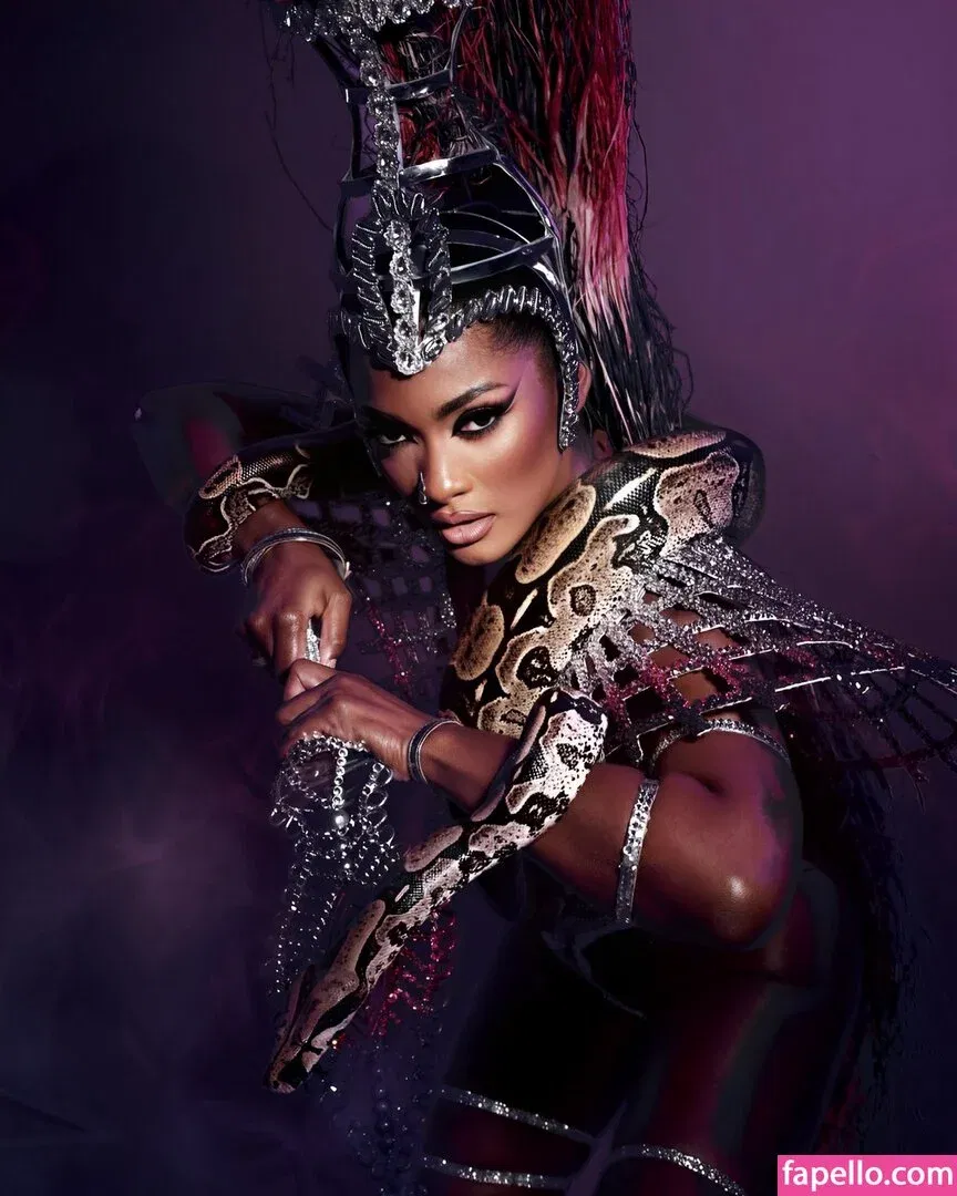 Erika Januza Onlyfans Photo Gallery 