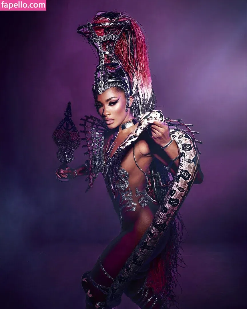 Erika Januza Onlyfans Photo Gallery 