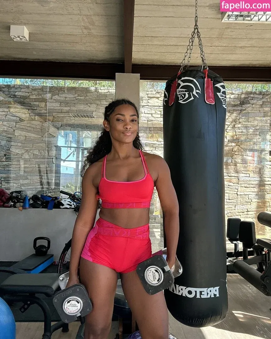 Erika Januza Onlyfans Photo Gallery 