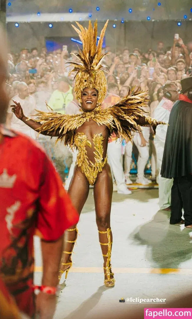 Erika Januza Onlyfans Photo Gallery 