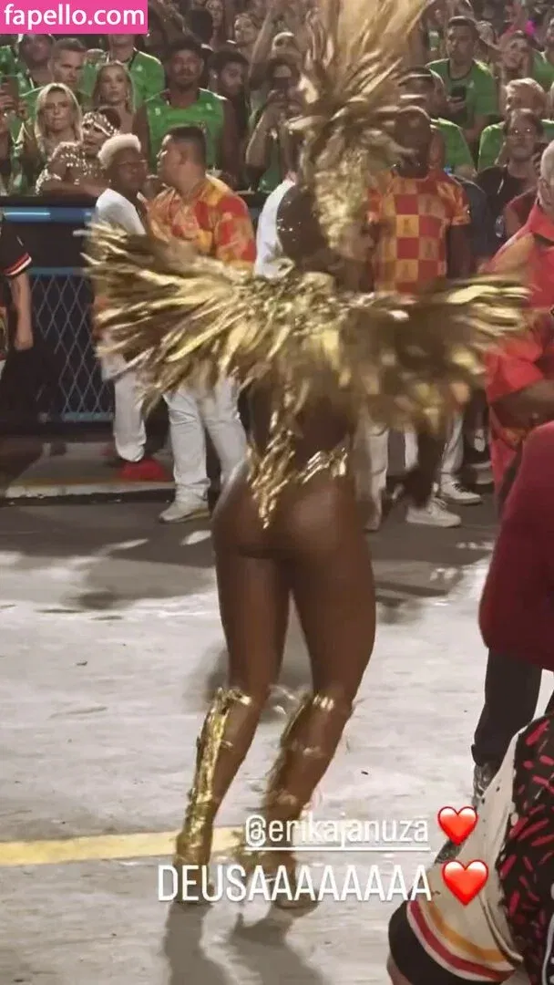 Erika Januza Onlyfans Photo Gallery 