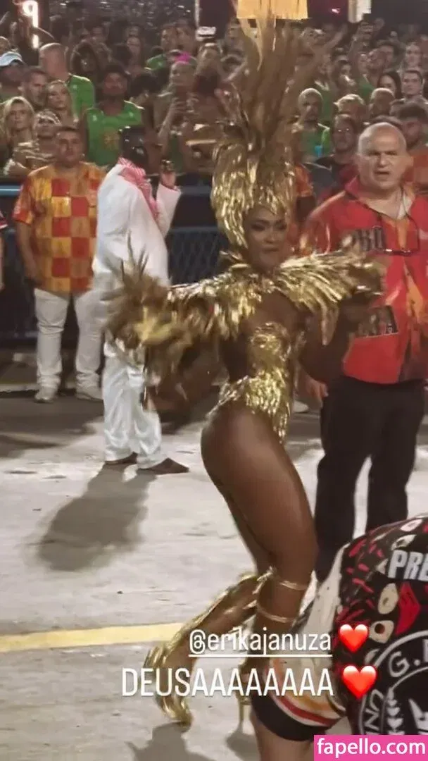 Erika Januza Onlyfans Photo Gallery 