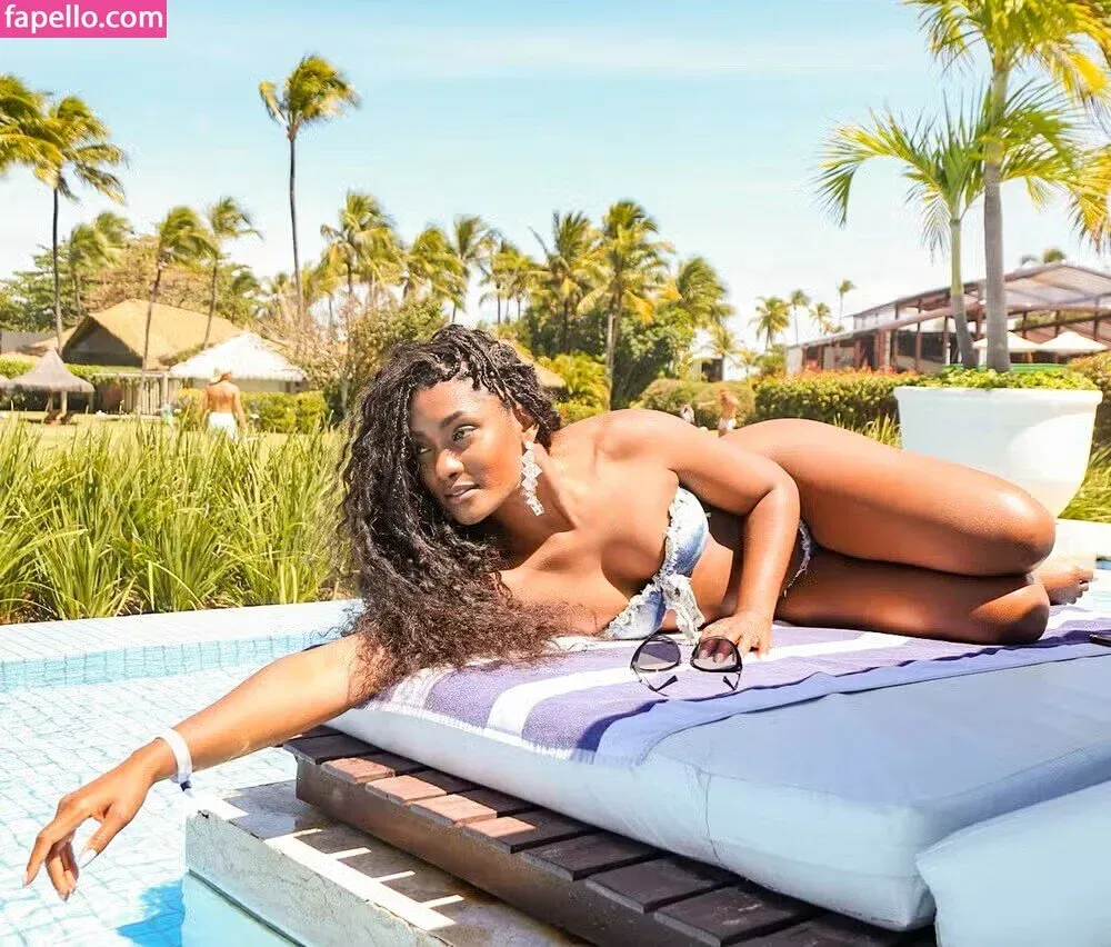 Erika Januza Onlyfans Photo Gallery 