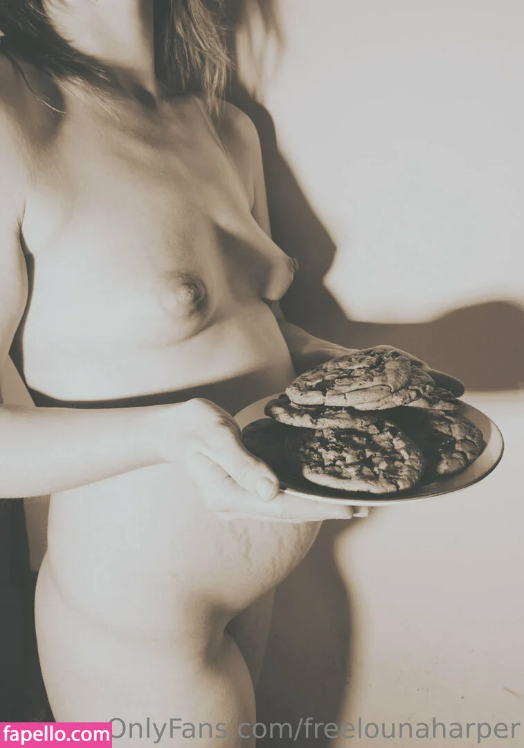 freelounaharper Onlyfans Photo Gallery 