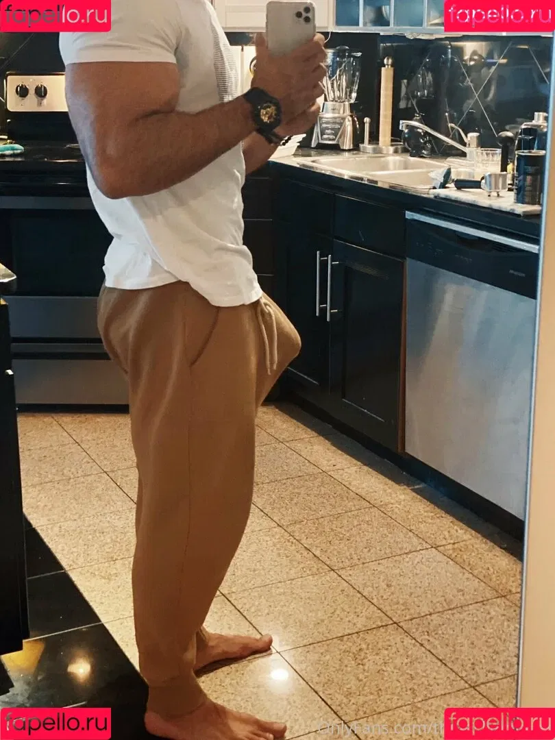 thefackelmayer Onlyfans Photo Gallery 